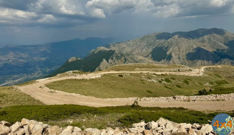 4al9   von 4al9   von